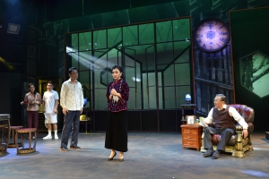  연극 뇌우 공연사진